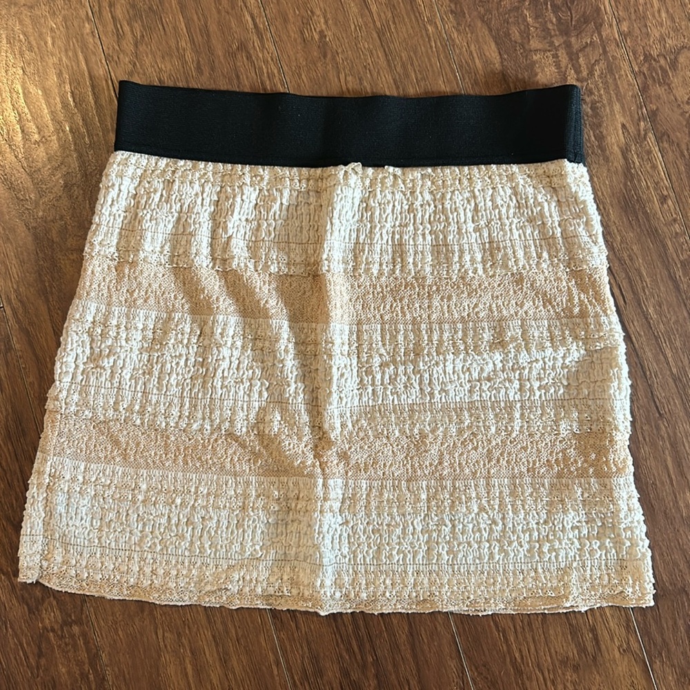 FREE PEOPLE
- size xs skirt
- worn maybe twice